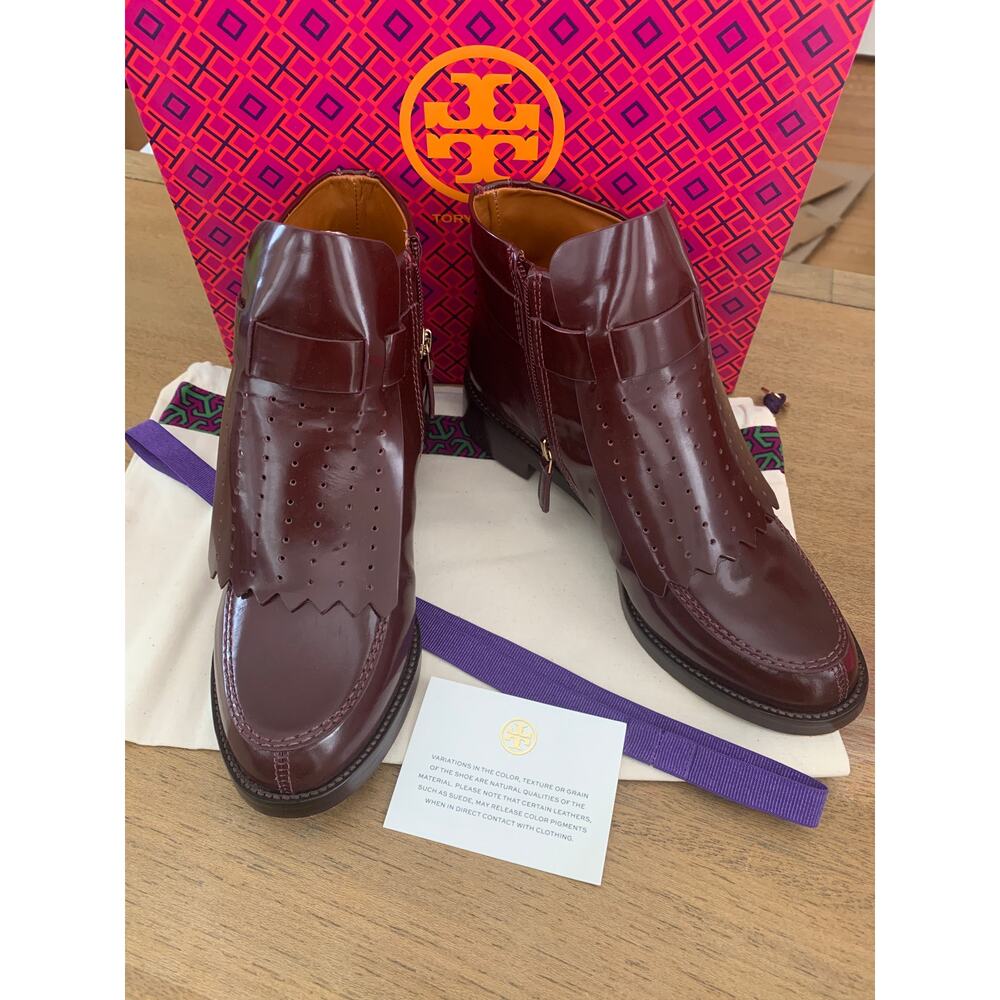 Tory Burch Hyde 40mm Glossy Calf Leather Ankle Booties Size 7.5 W/ Dust Bag IOB